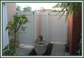 Tan Privacy Vinyl with 5X5 post and 7